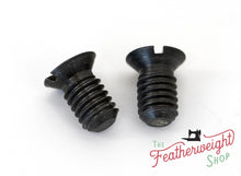 Load image into Gallery viewer, Screw, Singer Featherweight Stitch Length Indicator Screws - Set of 2 (Vintage Original)
