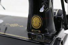 Load image into Gallery viewer, Singer Featherweight 221 Sewing Machine, AL419***
