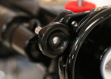 Load image into Gallery viewer, Singer Featherweight 222K Sewing Machine EM9581**
