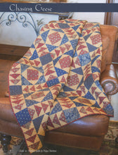 Load image into Gallery viewer, PATTERN BOOK, Classic &amp; Heirloom Quilts

