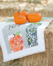 Load image into Gallery viewer, PATTERN BOOK, Farm Girl Vintage by Lori Holt
