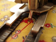 Load image into Gallery viewer, Eyelet Cam for the Singer Buttonholer (NEW)
