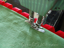 Load image into Gallery viewer, Singercraft Guide, Singer (Vintage Original)
