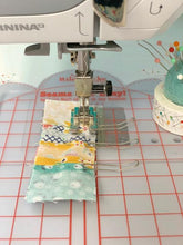 Load image into Gallery viewer, Pretty Double Pins, By Lori Holt - 50 Count
