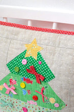 Load image into Gallery viewer, Pattern, Under The Tree Pillow Cover / MINI Quilt by Ellis &amp; Higgs (digital download)
